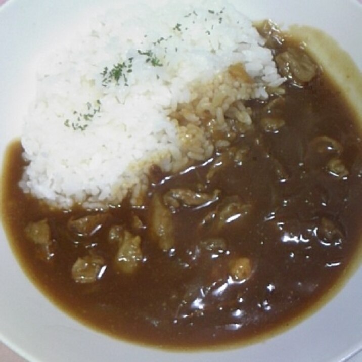 トロ～リ美味しい！牛すじと玉ねぎのカレー♪